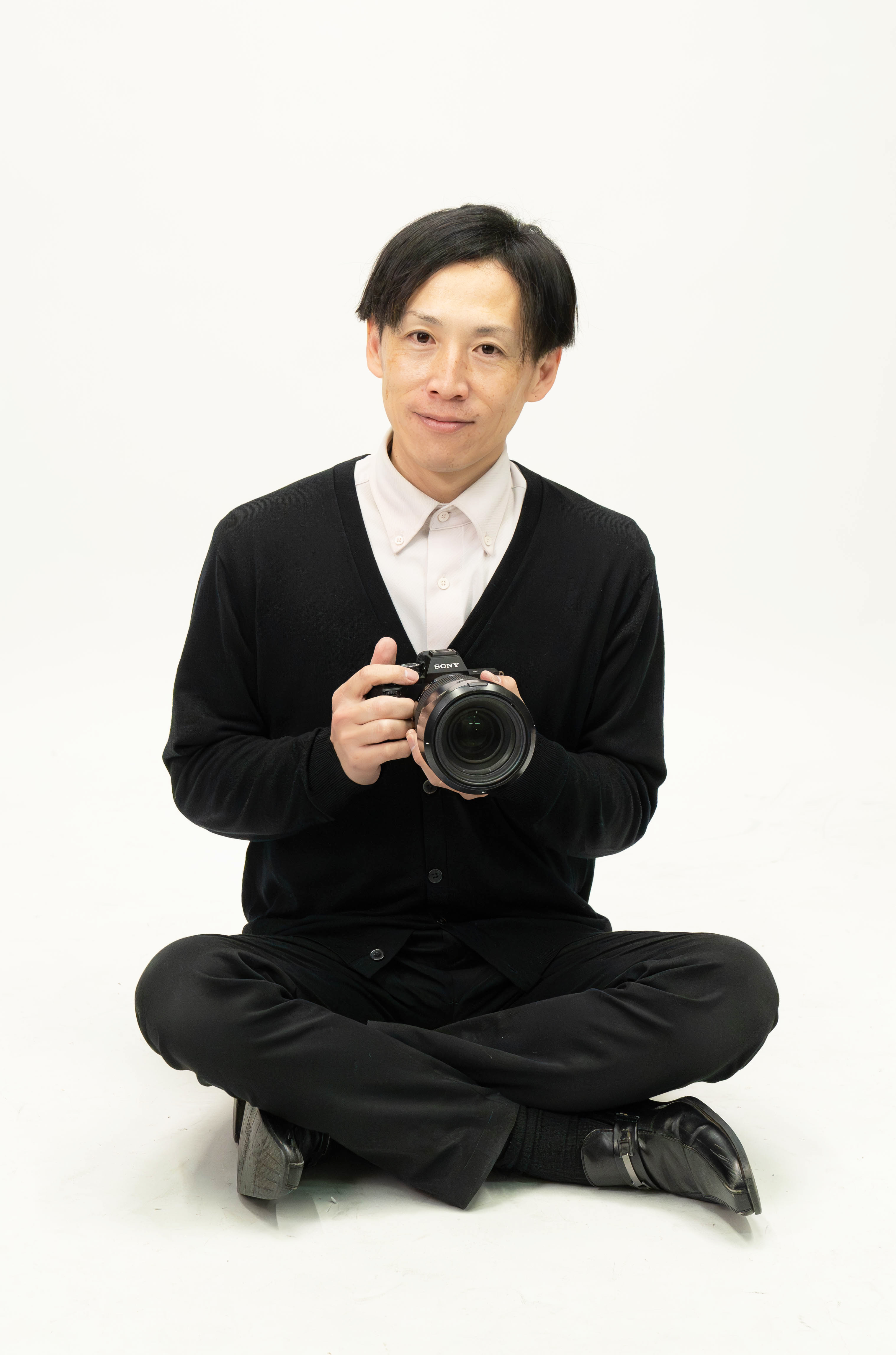 カメラを持つ映像クリエイター・写真家 築地香人（広島市）