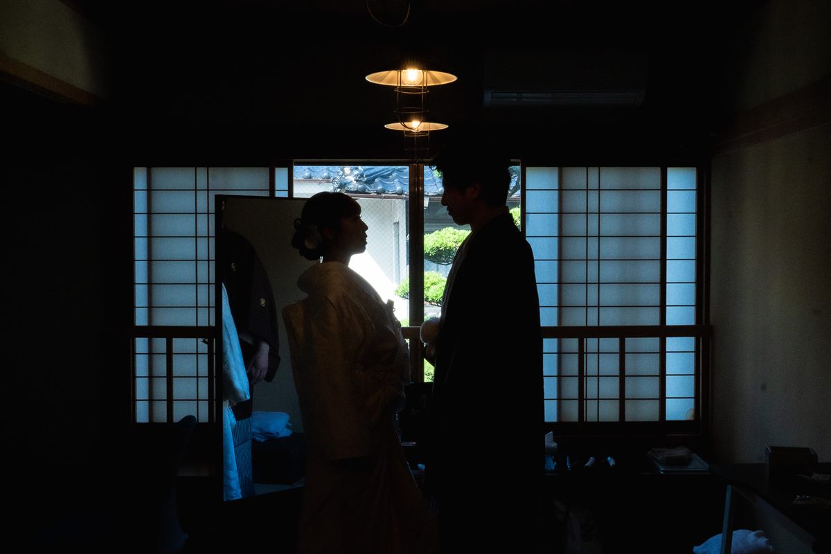 出雲市 結婚式前撮り 夕景シルエットの新郎新婦