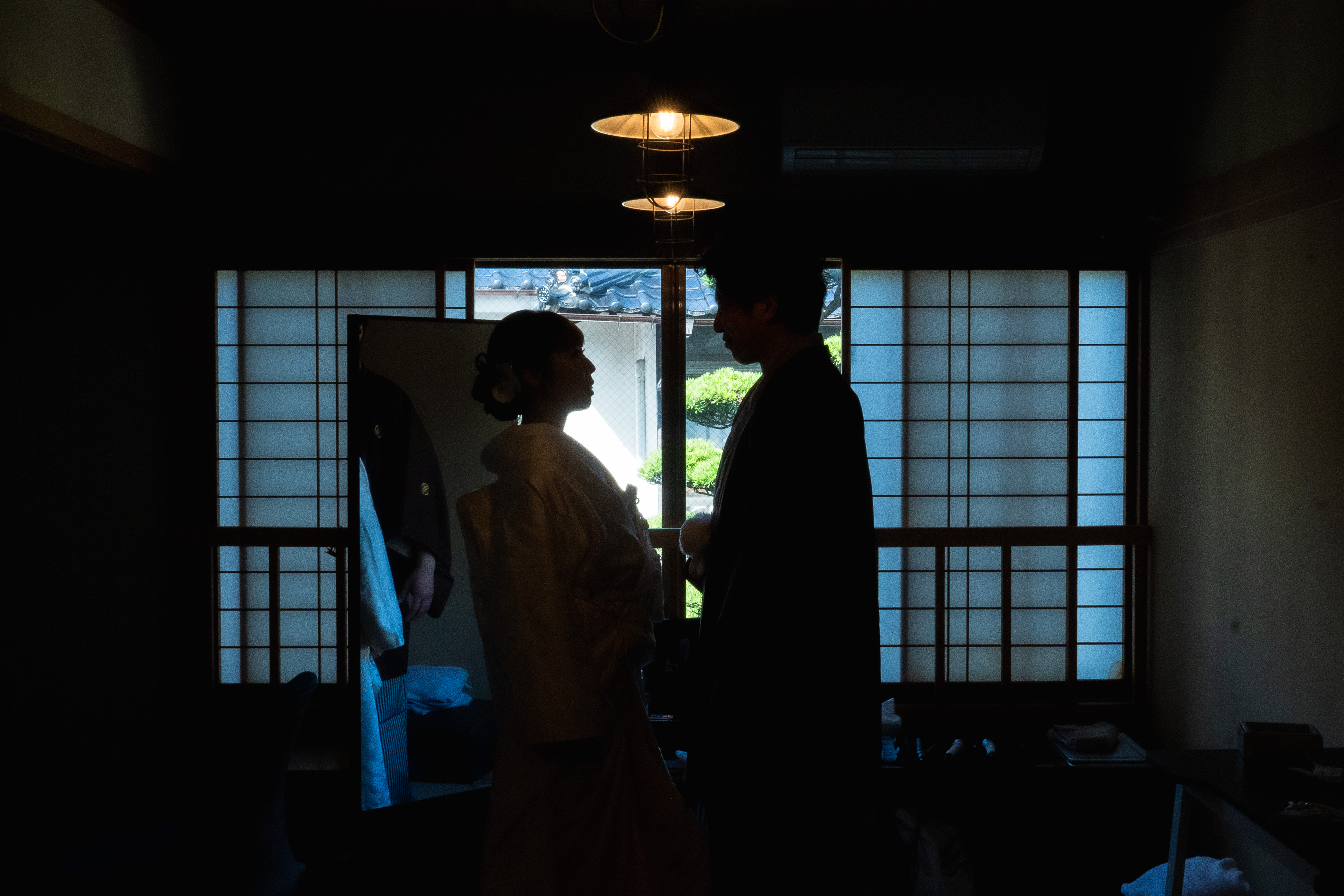 出雲市 結婚式前撮り 夕景シルエットの新郎新婦